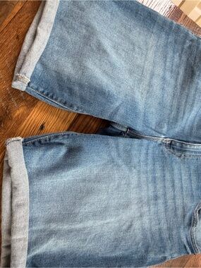 GAP Women's Light Blue Denim Bermuda Shorts